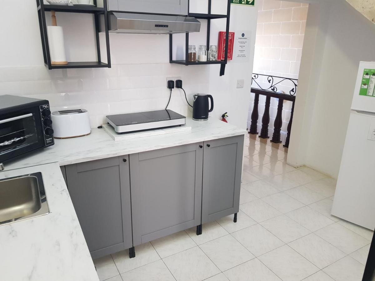Nadar Accommodation Nadur Buitenkant foto